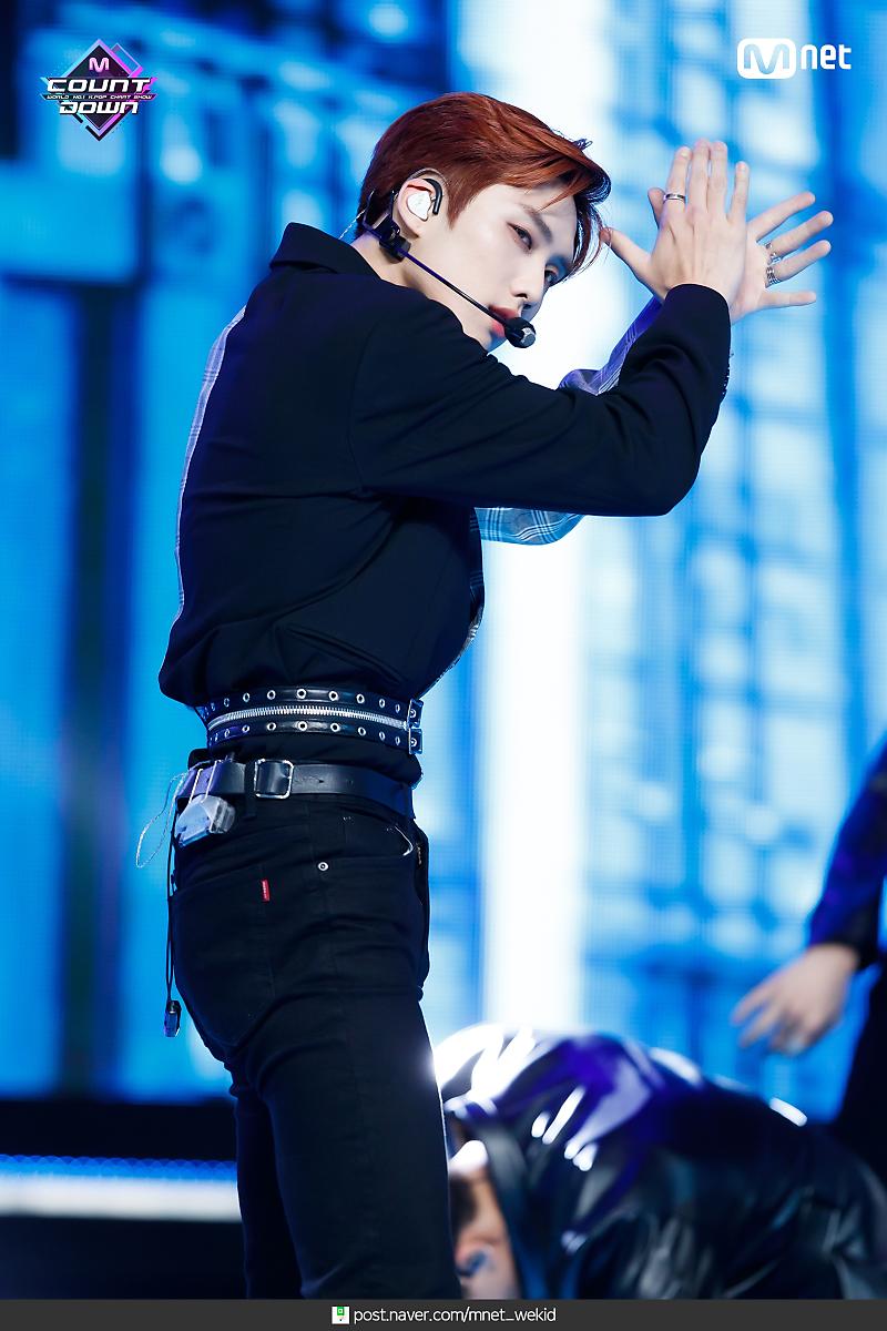 jacob_archive's tweet image. 201008 M Countdown

💌 naver.me/FEtFL3it

#더보이즈 #ドボイズ #THEBOYZ #제이콥 #ジェイコブ #JACOB