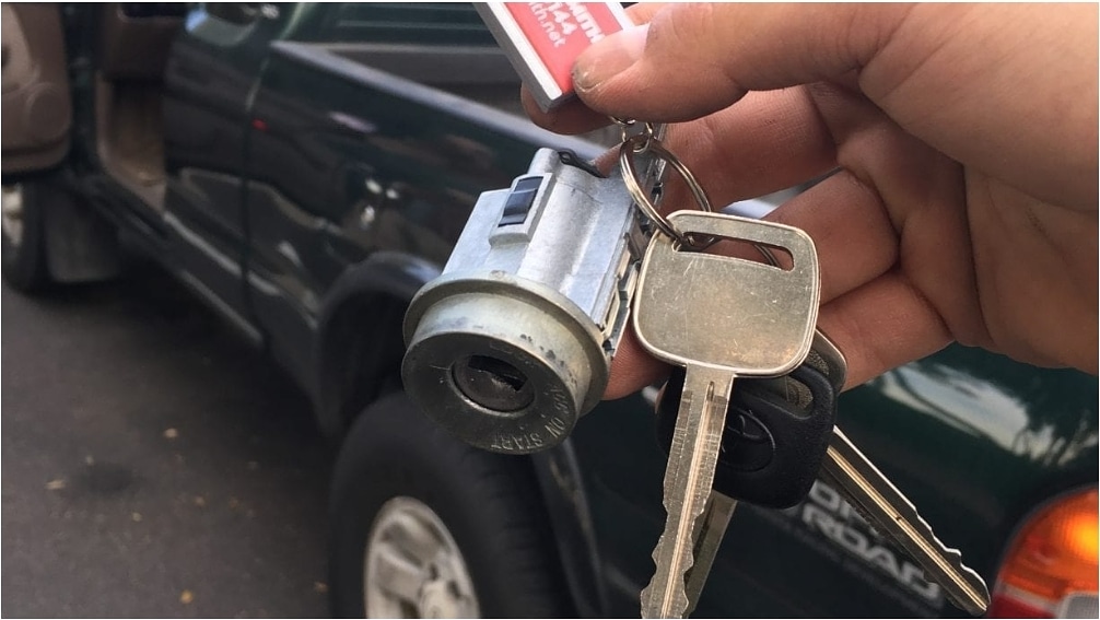 AZSeasonsMag's tweet image. JOHNNY LOCKSMITH (480) 779-9144 johnny-locksmith.net #locksmith #lockssmithnearme #keyreplacements #ignitionrepairs #carlockouts #az #phx Twitter: @AzSeasonsMag @AzSeasons azseasonsmagazines.com/2020/10/13/joh…