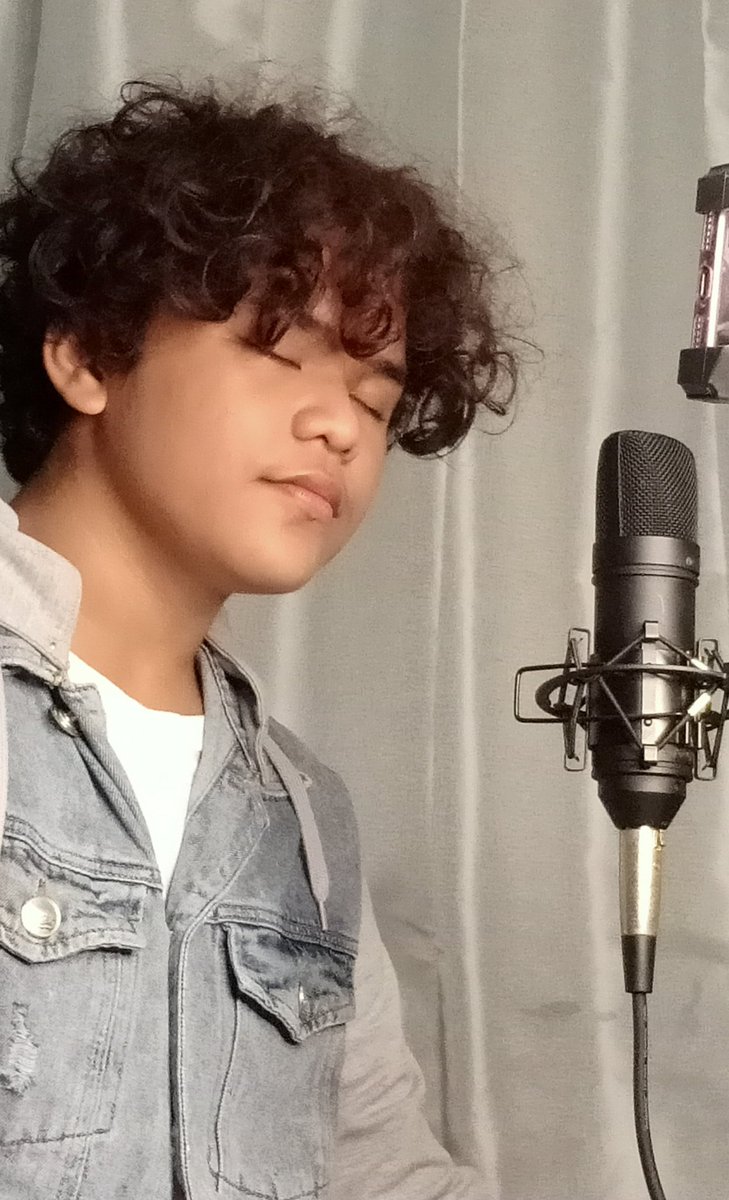 Hello @PLDTGabayGuro! Thank you for supporting #francisconcepcion's #GetHere cover on his YT channel! 🥰😊 Click on this link to stream.

youtu.be/HFXs-z4HOi8

@FrancisConcep14 
@TheTNTBoys 
@froicanlas
@PLDT_Cares @pldt @PLDTHome
#tntboysongabayguro2020 
#TNTBoys