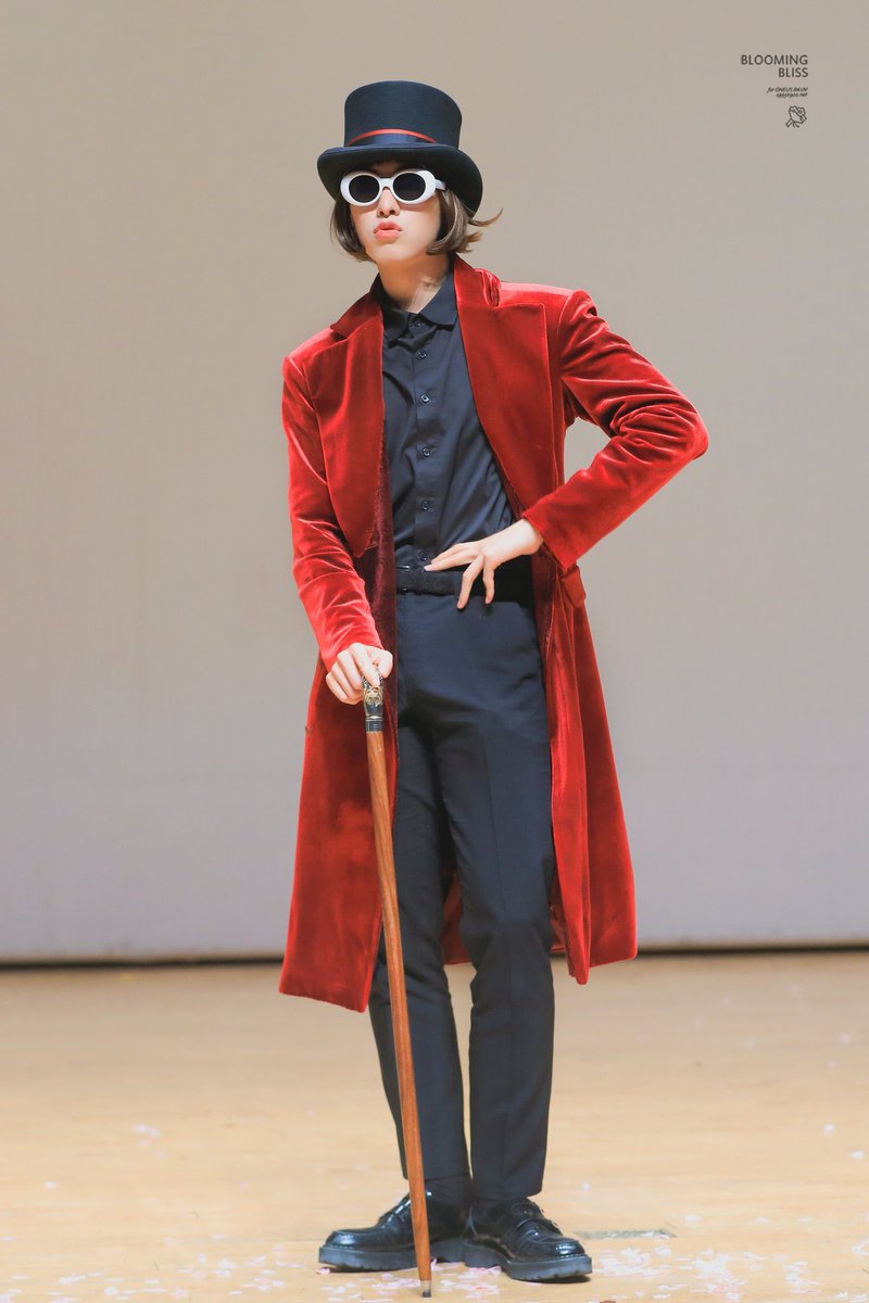 all i know he’s from an older group i think shinee? 100000/10 for willy wonka costume