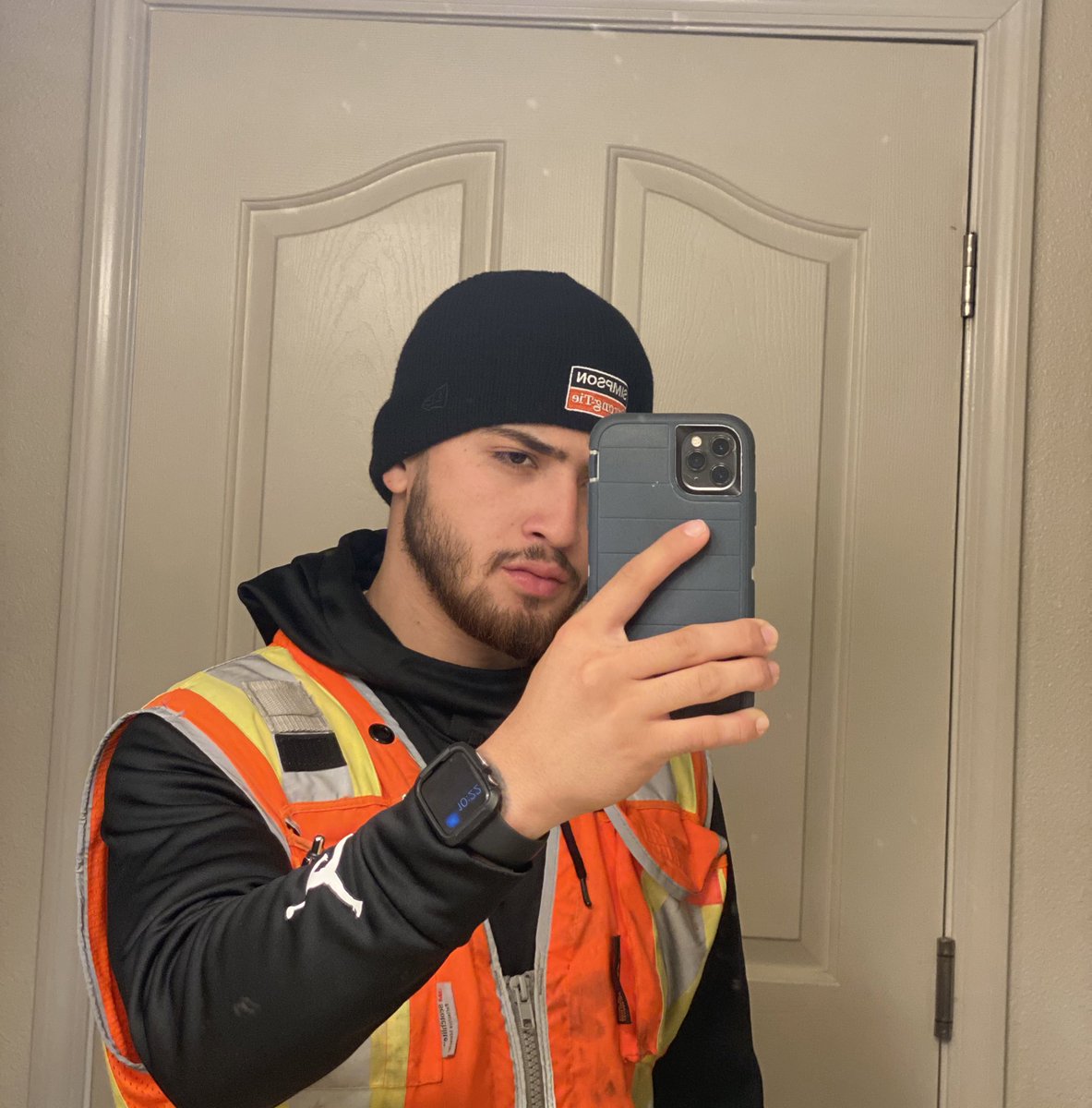 xbxdvibesxx's tweet photo. Construction workers is where it’s at https://t.co/0vsGH7GzOT