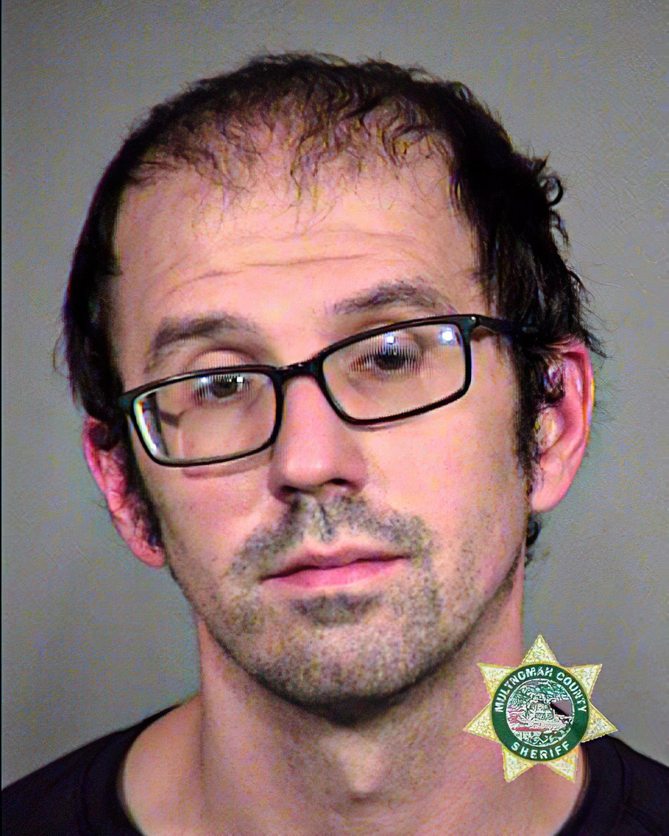 Arrested at the violent  #antifa Portland protest & quickly released without bail:Jonathan Bordas, 35, of Portland; arrested for the 3rd time. He attempted to escape this time.  https://archive.vn/wtd0S Kevin Cook, 34  https://archive.vn/nyQrY  #PortlandMugshots  #PortlandRiots