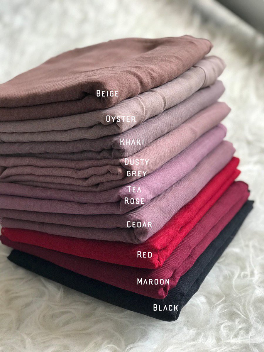BAWAL COTTON VOILE (BIDANG 50)Measurement: 127cm X 127cmMaterial: Cotton voilePrice: RM15