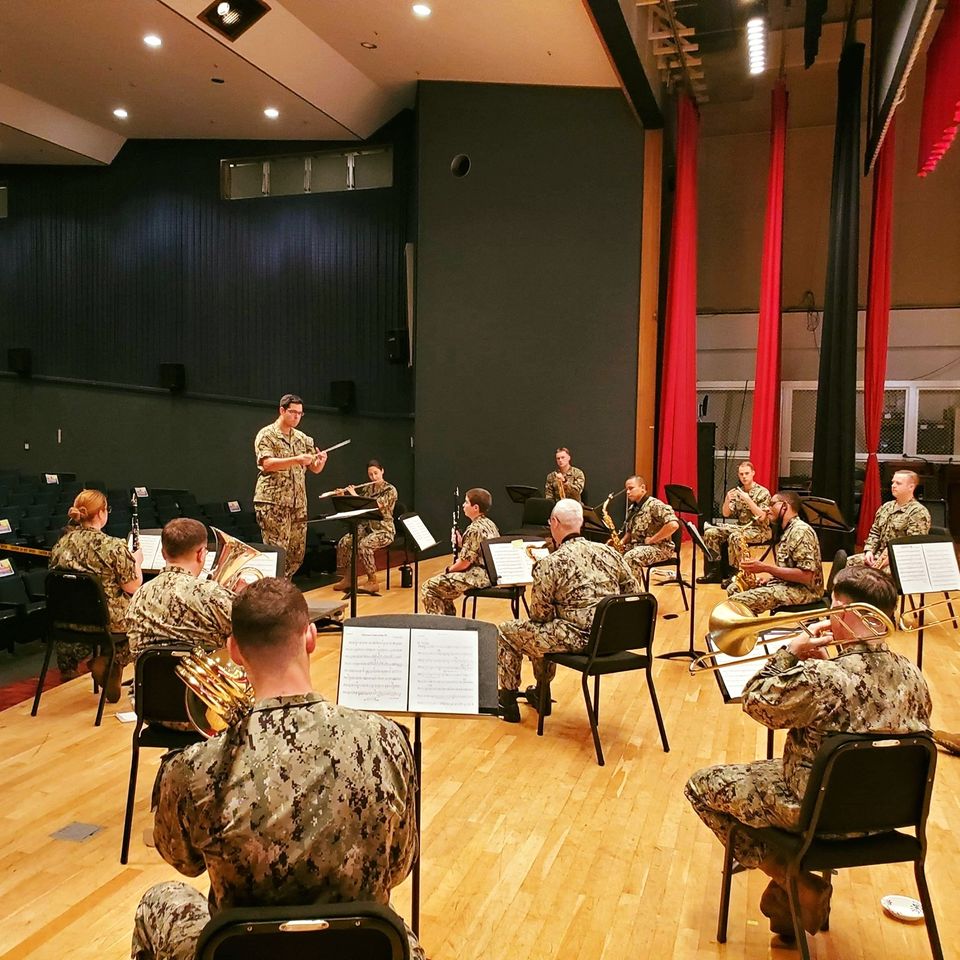 7thFleetBand's tweet photo. Here are some action shots of the band rehearsing for our upcoming holiday video! We are excited to share our music with you this holiday season!
#7thFleetBand #CFAY #C7F #USNavy #NavyMusic https://t.co/po5y0OElEr