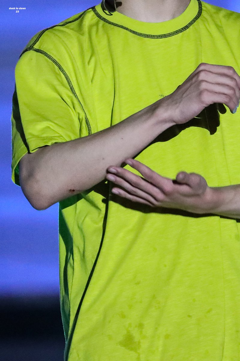 jeno's hands: a thread