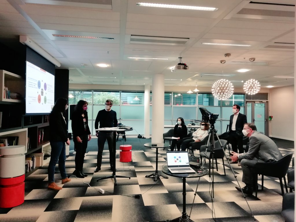 Seminaire des managers, entierement digital avec  <a href="/rfernandez/">Ramon Fernandez</a> <a href="/CorentinMaigne/">Corentin Maigne</a> et  son codir ! 
#TransfoNum #Digital #lifeatOrange