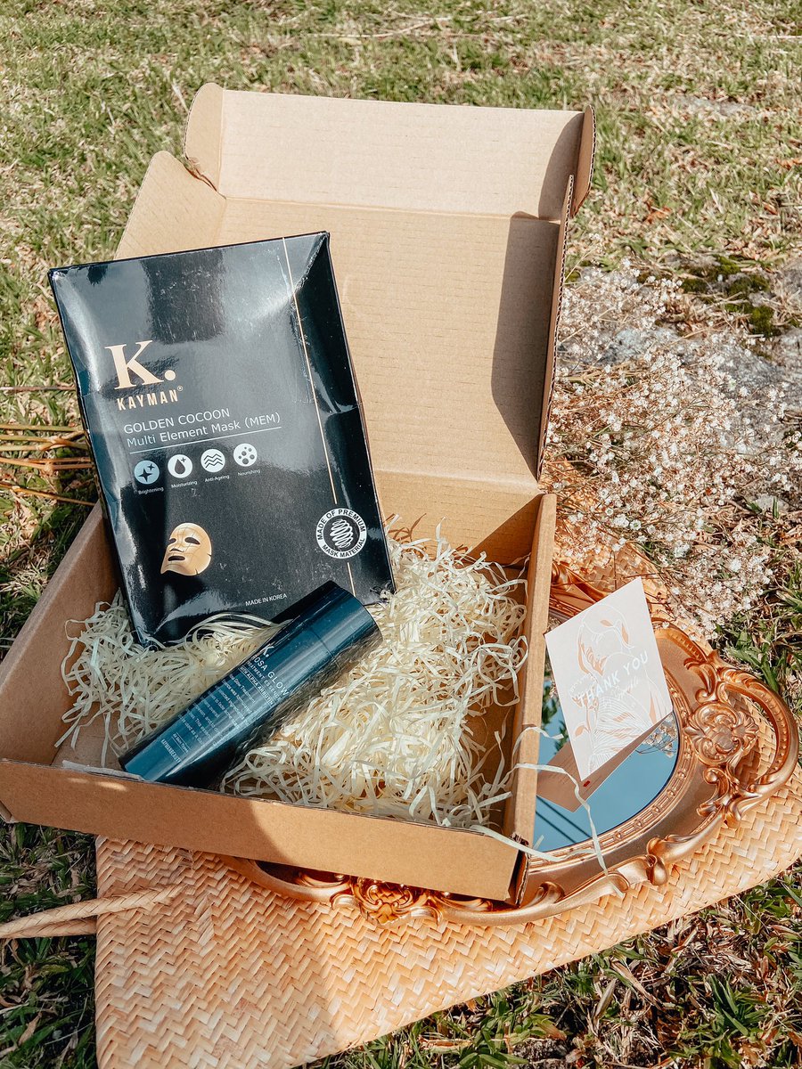 SparkleStore_co's tweet photo. @kaymanbeauty If you purchase from Sparke Store it will Come with 
❄️Aesthetic box 
❄️aesthetics gifts 
 ❄️READY STOCK
❄️FREE SHIPPING

Grab here: https://t.co/zfcNZ9H8pH

COD:
🚘 Pantai Dalam
🚘Klang Lama
🚘Mid Valley
🚘Kl sentral
🚘Bangsar
🚘Sunway Pyramid
🚘KL Gateway
🚘LRT Kerinchi
🚘UM https://t.co/mtpDs4qHfr