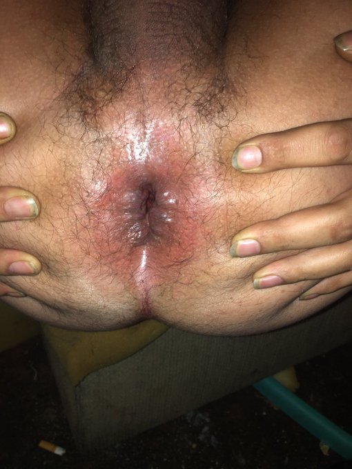 Babe fists 👊 me for the 1st time tonight and got it all in I loved it ❤️❤️❤️ so much was a lil intense