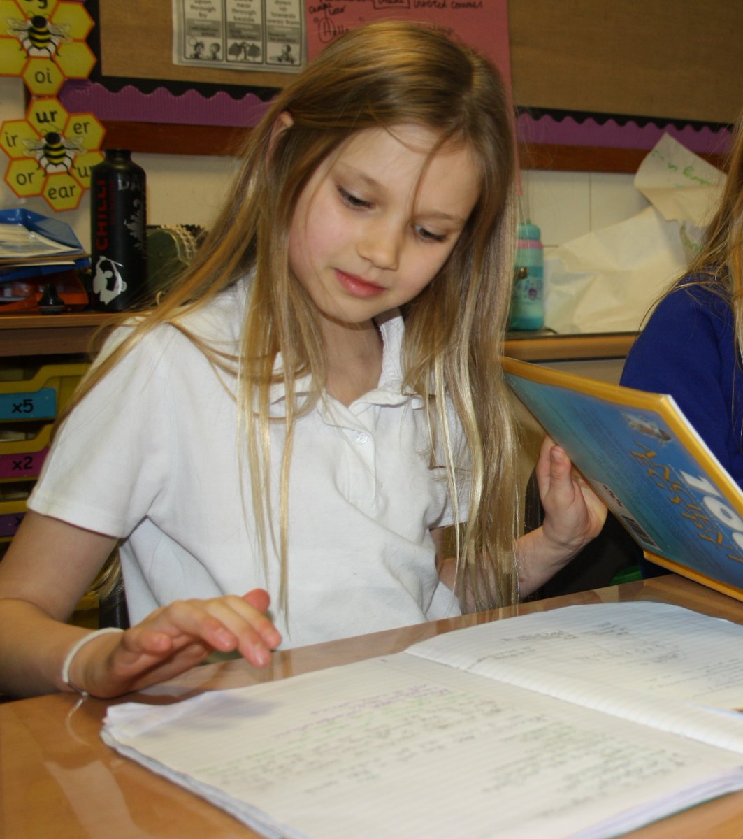CharfieldPri's tweet photo. If you have a child starting Primary School in Sept 2021 we would love to meet you at one of our VIRTUAL OPEN DAYS.
Dates are:

·         Thurs 15th Oct

·         Tue 10th Nov

·         Fri 20th Nov

Times are: 10.00-11.00 and 1.30-2.30.
E-mail us at charfield-school@cset.co.uk https://t.co/gyOadqJOgA