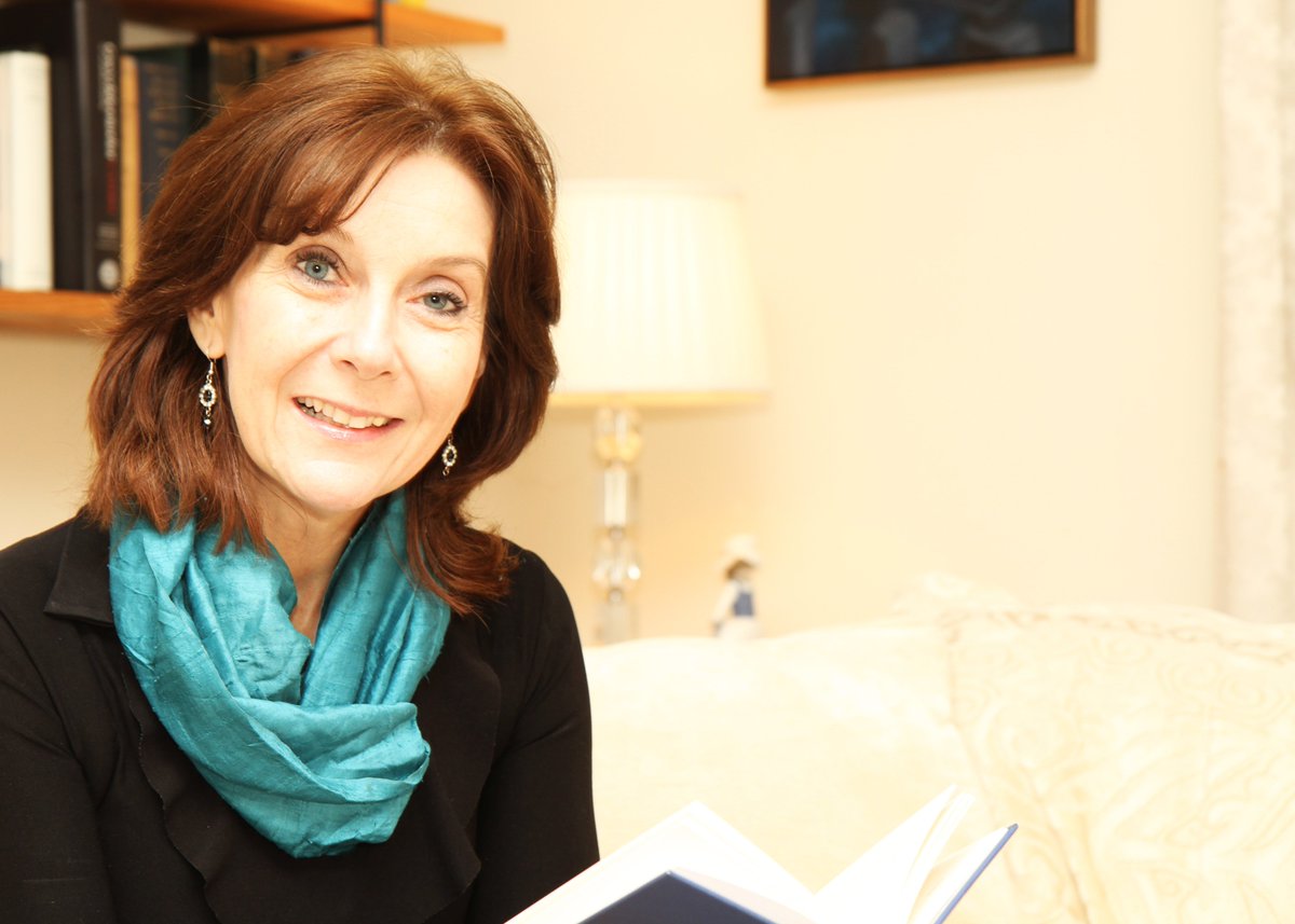 📢Award-winning poet appointed <a href="/AberUni/">Aberystwyth University</a> Professor of #Welsh and #CelticStudies 🏴󠁧󠁢󠁷󠁬󠁳󠁿

📰🖱️Full story: bit.ly/310fE4R
