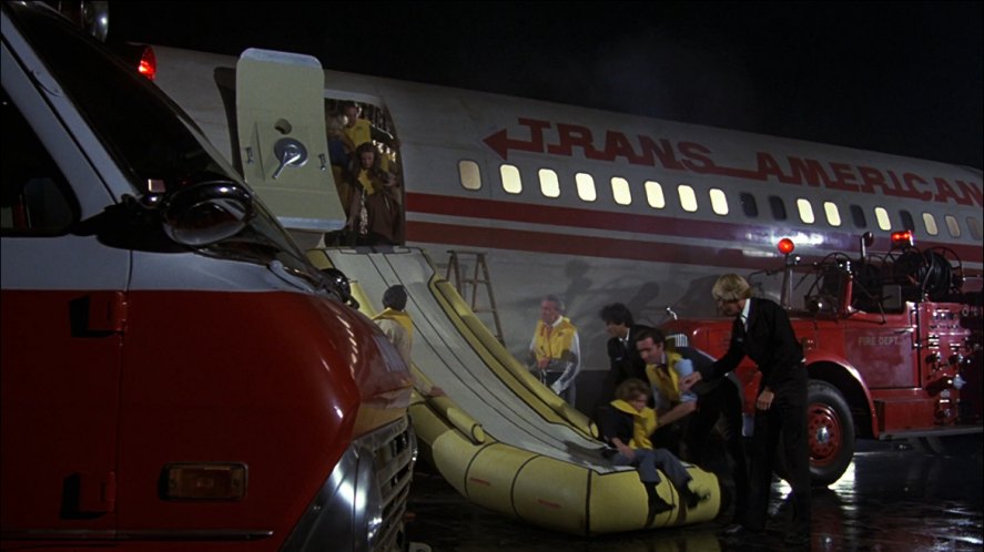 DarrianGames's tweet photo. Airplane! is my favorite movie and I recommend you watch it. You'll love the comedic references and the fact a Boeing 707 apparently has radial engines! https://t.co/2z9tMPYBzO