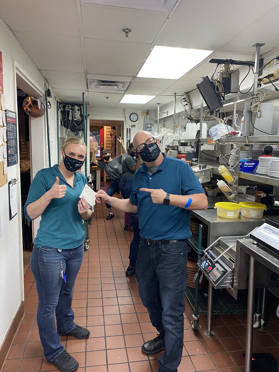 monique51686571's tweet image. Great Team recognition, Keith wanted to say cheers to Sammie for a great #QLC and having a great shift hand off today. So the night crew was set up for success!!! Great job @sammi37706762 with the #5ops, executing the tools and systems!!!