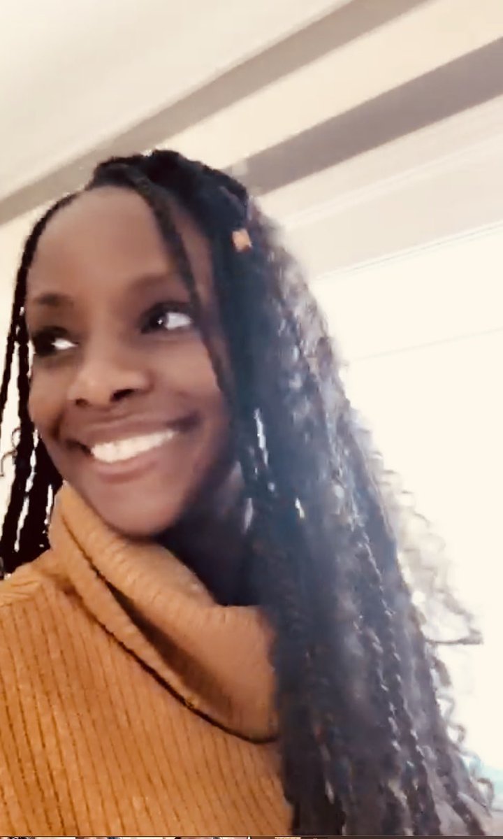 1andonlyciara's tweet photo. Baby it’s cold outside and for the first time in forever, I braided my hair (in individuals) Also, this filter is not the best to see the tiny detail (prolly for the best if I’m honest) #withoutfurtheraDo 👩🏿‍🦱 https://t.co/Fdjpz7OjZF