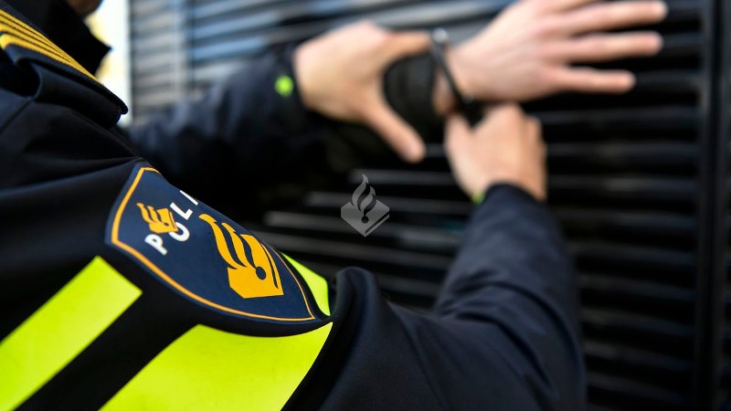 We hielden gistermiddag op de Kanaaldijk Zuid in #dongen 3 minderjarige jongens aan voor het beroven van een leeftijdsgenoot:..