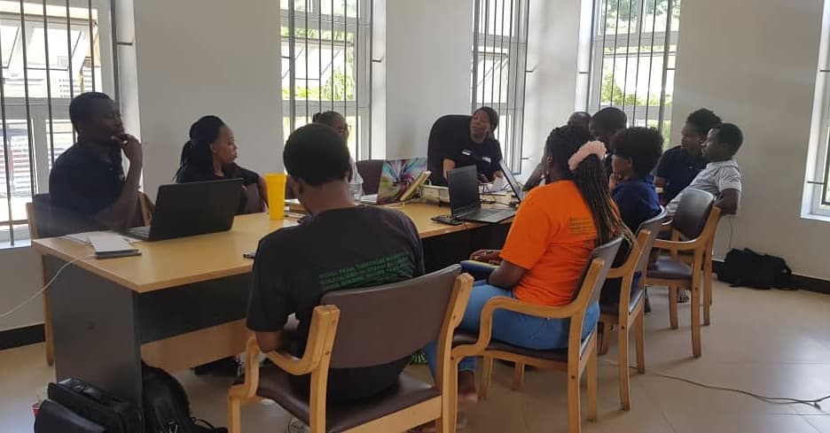 Forumcctza's tweet photo. Ni wajibu wetu wadau kutoa michango yenye tija katika utayarishaji wa Mpango III wa Taifa wa Maendeleo wa Miaka 5 (2021/22-2025/26).
#Haachwi_mtu_nyuma #FYDP
#ClimateActionNow
#UwajibikajiMabadilikoyaTabianchi https://t.co/IQdLDw1PgQ