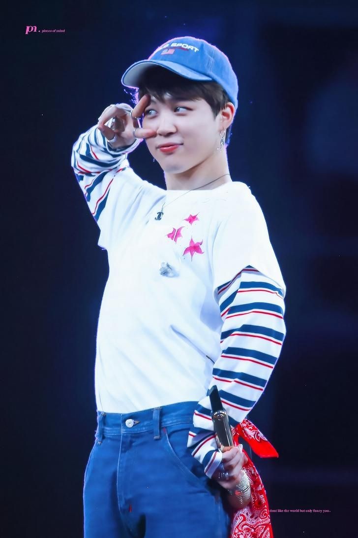 hetvi08's tweet photo. Happy birthday Jimin🎂💜
You are a free spirited human being. I love that about you. 
You touch people's heart bcoz you are an amazing dancer with a beautiful voice &amp; above all a great human being.
Love your innocence❤️
You are a star that's shining in armys life so brightly💫 https://t.co/mTnttdhH2o