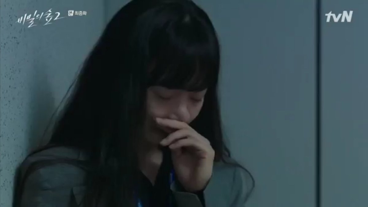 I can't stand seeing her crying like this  it must be hard for her to stay there when everyone seemed to hate for things she didn't do How can she stay that calm when those bitches bullied her  if that were me I'd be crying already 