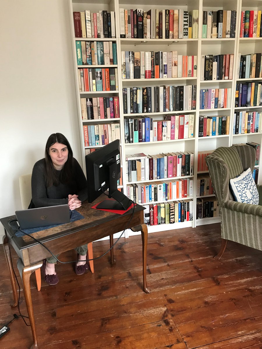 UniKentLibIT's tweet photo. Are you in Economics, Politics, SSPSSR or SAC &amp; have a library question? Your librarian Abi Heath is here for you between 1-2 every Tues to chat - follow the link on the blog anytime during this hour to chat on MS Teams! #hellokent #hellolibraryit https://t.co/uQA53T3y8z https://t.co/s6EKxYX6eD