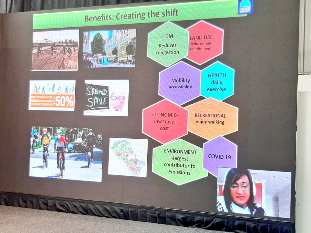 environmentza's tweet photo. Ms Preeta Hirjee from @eThekwiniM presenting on the importance of the #NMT Plan &amp; the benefits of #DevelopingCyclingCities  #TransportMonth @Go_Durban https://t.co/rlfK69irA5