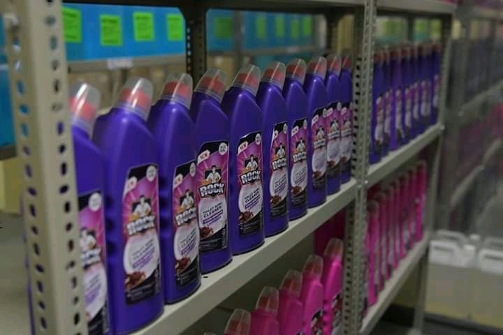 rockdetergents's tweet photo. Destroys bacteria effectively, will not clog drainage or toilet system, Remove gad stains, good smell. #rockdetergents https://t.co/gqH9C1KEGU