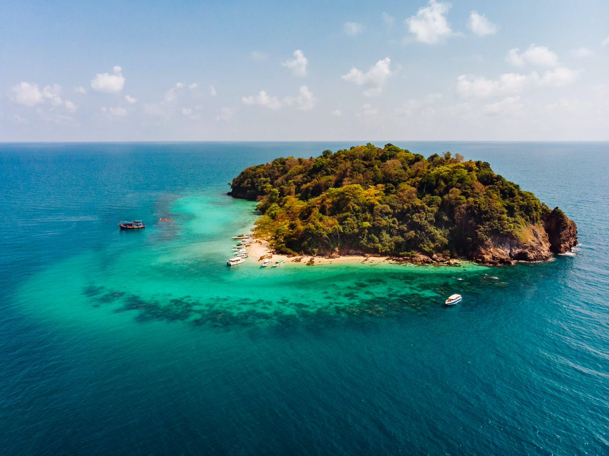 H2020Ianos's tweet photo. IANOS solutions will be demonstrated in #Ameland (Netherlands), #Terceira (Portugal) and replicated into 3 Fellow islands (#Lampedusa in Italy, #BoraBora in the French Polynesia and #Nissyros in Greece). Read more on our partner @RINA1861 website!🇪🇺👇
https://t.co/G5TEswrsLS https://t.co/ISgMd4rjgL