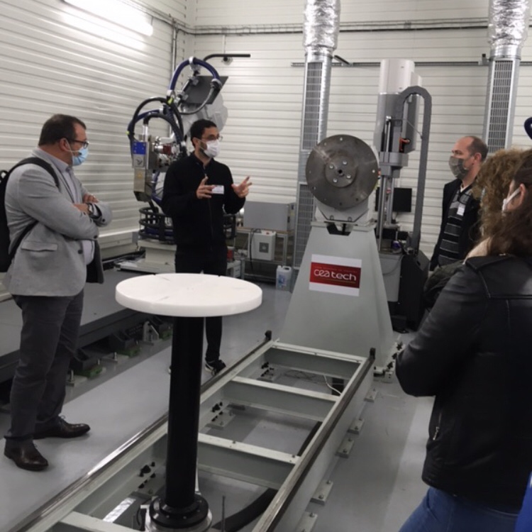 SEAirFrance's tweet image. [On en parle] 13 octobre 2020 • Matinée « Durabilité des composites » sur la plateforme d&apos;essai Cesam avec @CEA_Officiel et @SEAirFrance - Présentation de la cellule de travail du CEA Tech. Conférences à suivre ! bit.ly/33Uxvfa #CEATech #SEAir #Foiladdict