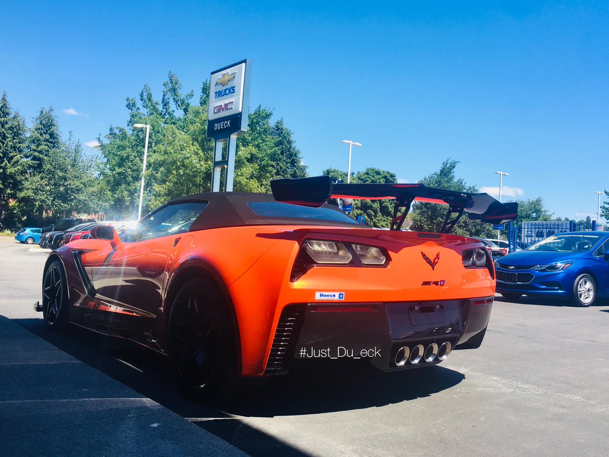 urduecksalesguy's tweet photo. ➡️ Does Anyone Know The Year &amp; Model Of  This #Chevy #Corvette❓    ⚡️⚡️#Just_Du_eck⚡️⚡️                                                      @MediSpa_LaBella @kmandei3 @AutoSalesWear @cpskins44 @Melanie_Canada     #Chevrolet #ChevyCorvette #ChevroletCorvette #ChevyCanada #GM #BC https://t.co/BktglFfxDz