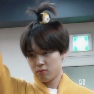 park jimin with chimmy clip