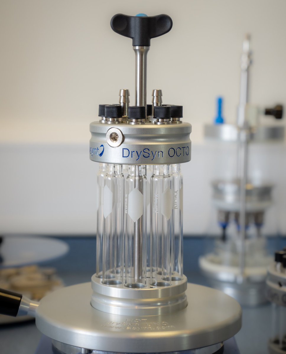 Asynt's tweet image. Many thanks to the @manchempharma for featuring the #DrySyn OCTO Mk II. An ideal tool for chemists performing syntheses and screening reactions in parallel manufacturingchemist.com/news/article_p… #Screening #parallelsynthesis #RealTimeChem