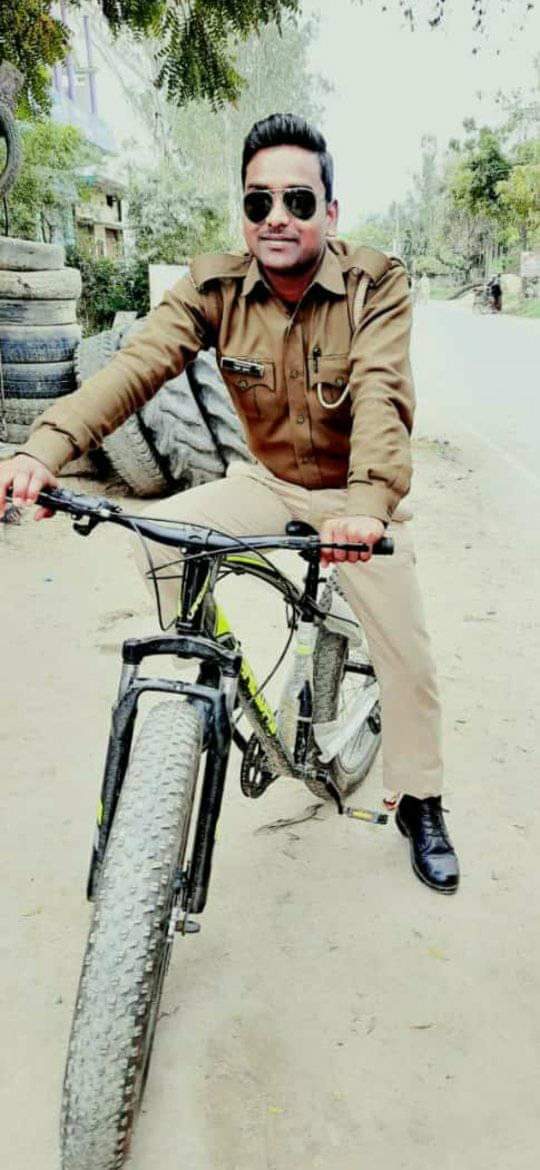 GauravMavi12's tweet photo. @myogiadityanath 
@dgpup 
@vivekkumar84 https://t.co/v6yXdEmm9D