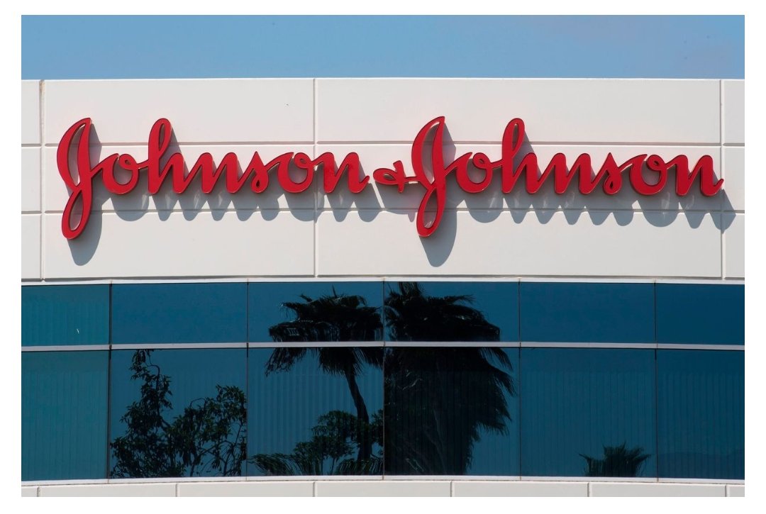 PralayTv's tweet photo. Corona Vaccine बनाने वाली इस कंपनी ने ट्रायल पर लगाई रोक
#johnson #johnsonandjohnson 
#JohnsonHasFailed #johnsonsecurityrisk #vaccine #covid #corona https://t.co/YW5GWE6GfO