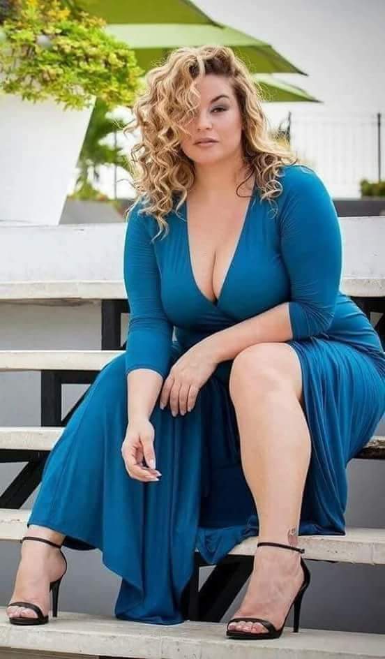 Эшли алексис модель plus-size. Модель плюс сайз хантер макгрэди. Хантер макгрейди модель. Пышную смачно. Российская кардашьян анастасия квитко.