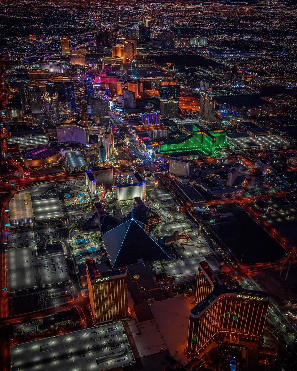 "You can’t buy happiness, but you can go to Vegas and it's kind of the same thing."

📷 <a href="/MaverickHeli/">Maverick Helicopters</a>