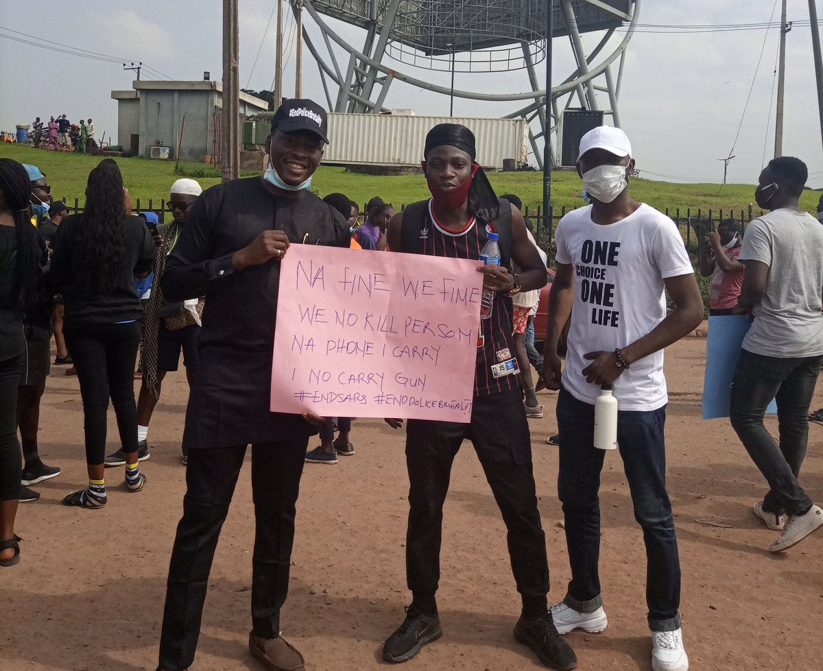MisterAlasiri's tweet photo. We just want to be heard.
We are the FUTURE.
#EndPoliceBrutalityinNigeria
#EndSARS
#EndPoliceBrutality
#EndSarsNow
@younglivesng https://t.co/ccW4ymojpR
