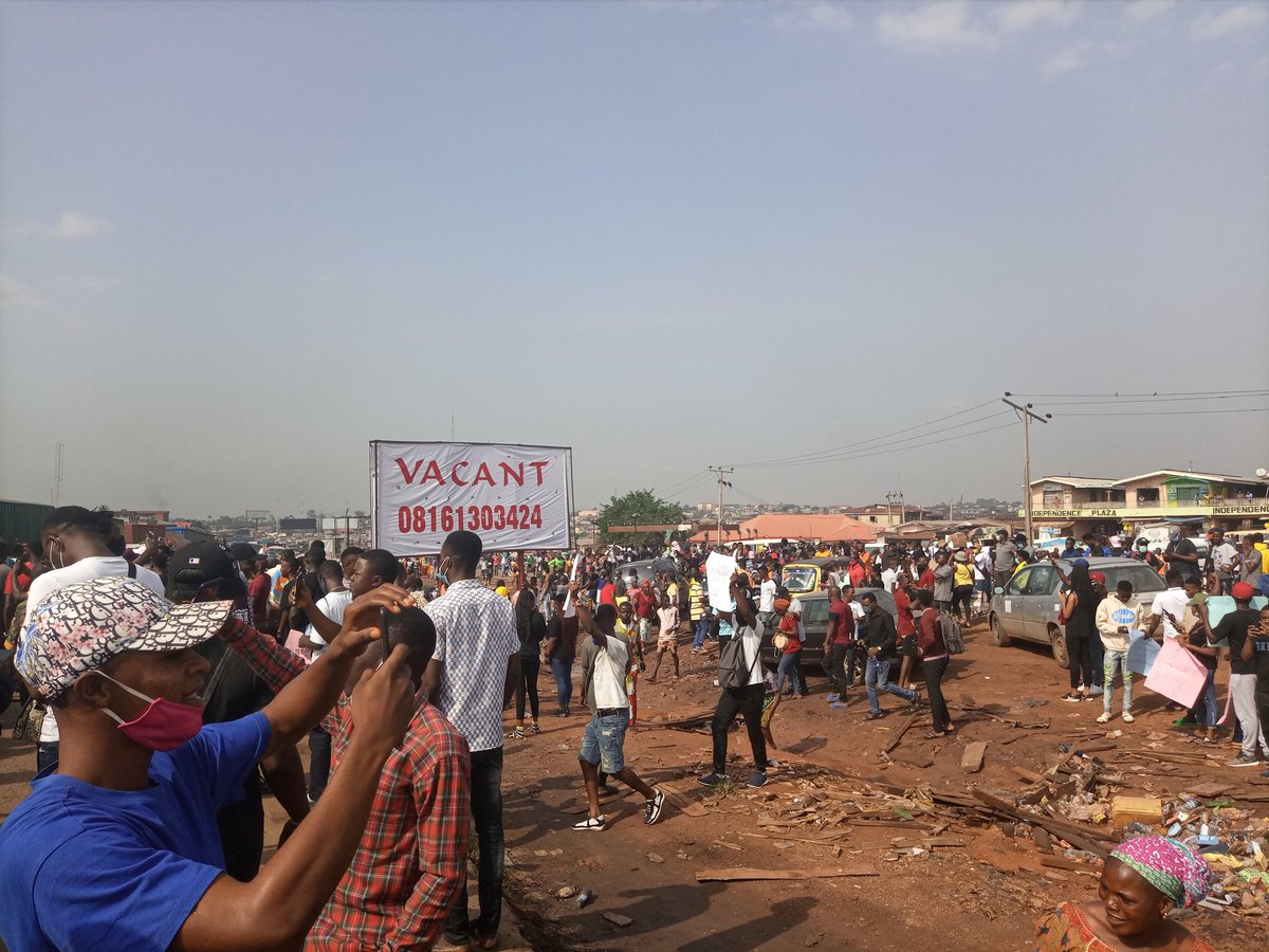 MisterAlasiri's tweet photo. We just want to be heard.
We are the FUTURE.
#EndPoliceBrutalityinNigeria
#EndSARS
#EndPoliceBrutality
#EndSarsNow
@younglivesng https://t.co/ccW4ymojpR