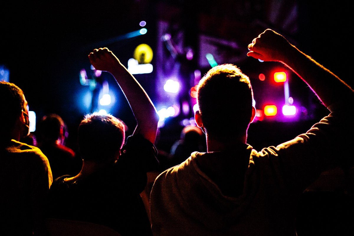 Gràcies a tota la gent de Girona que es va acostar al concert, especialment a la gent de @la_mirona  i el <a href="/SomInterfest/">Interfest</a>  per fer-ho possible.

📷: Paula Aler

#CulturaSegura 
#Comanchería