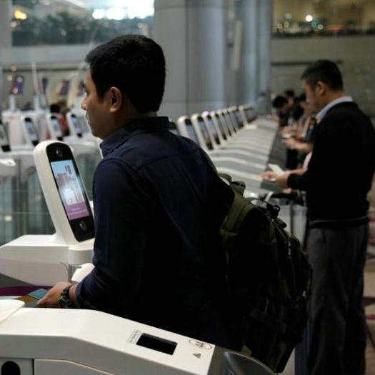 FDATA9's tweet image. Biometric face recognition and self-service access at airport border checkpoints.

More: fmetadata.com/biometric-face…
#facescanner
#facialrecognitionscanner
#facerecognitionterminal