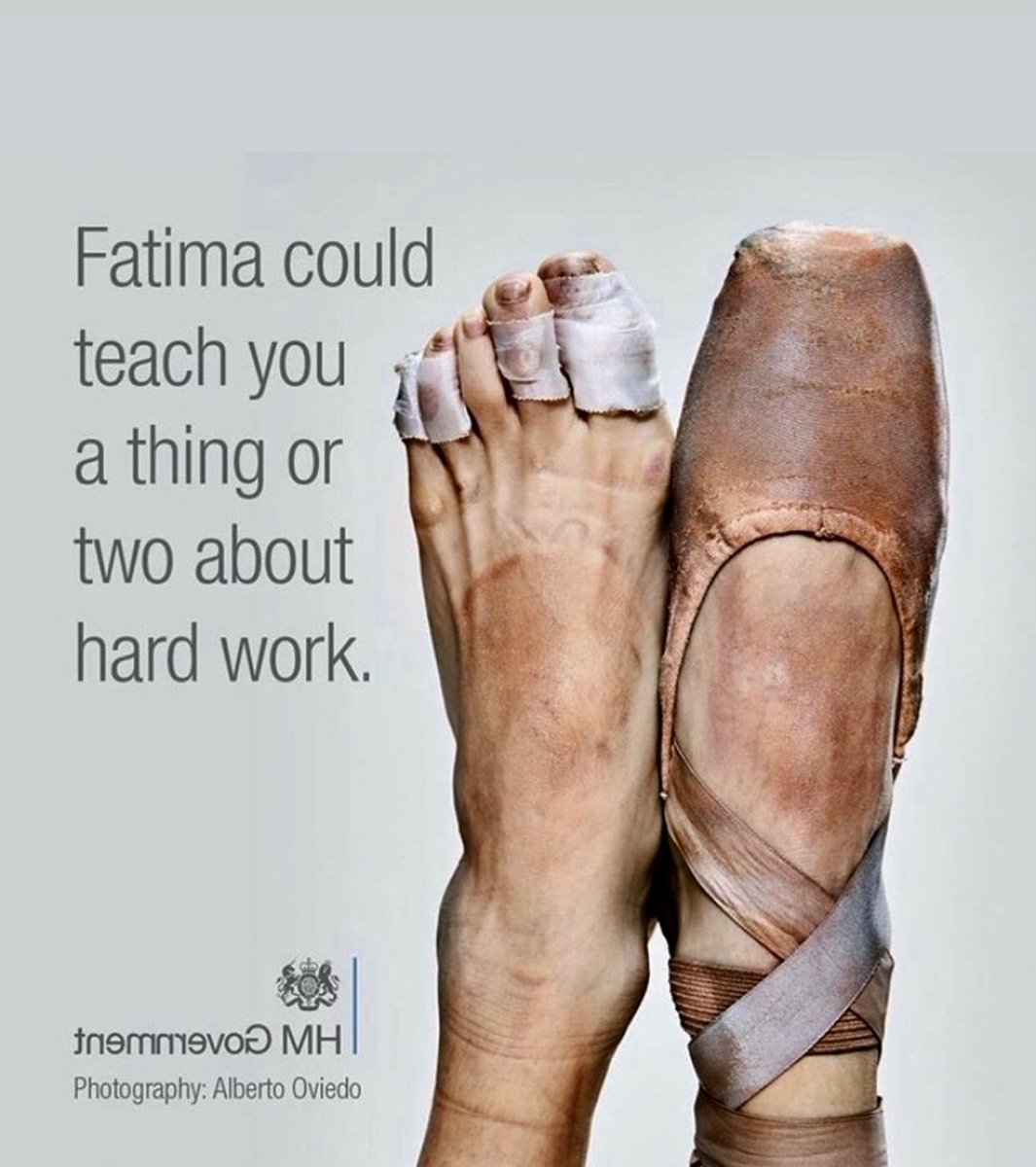 Hannah Waddingham. (@hanwaddingham) on Twitter photo 