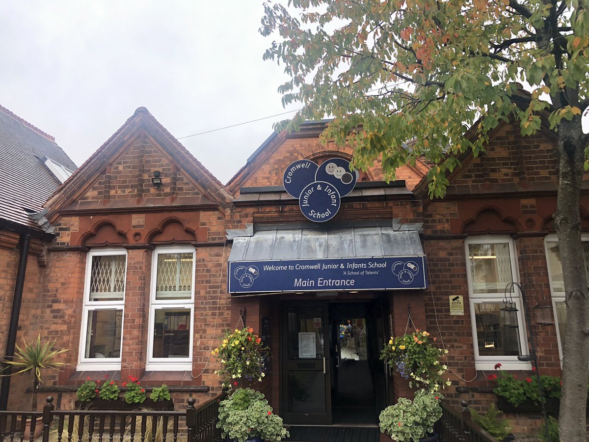 AspireDanceBham's tweet photo. We had an amazing day yesterday teaching the students Bollywood dancing! Thank you @CromwellPrimary for having us! https://t.co/RMhqKSzJ3F