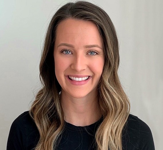 FLXSTRETCH's tweet photo. Meet our new stretch therapist Nicole! Nicole has recently completed her masters in physiotherapy from UofT. You'll find Nicole in the FLXME studio on Sundays and Thursdays. Click here to book your stretch with Nicole: https://t.co/04sMI8O90R https://t.co/AC8wudCDtF