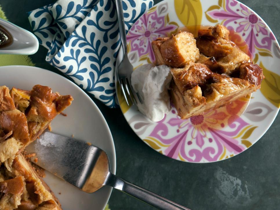 Three kinds of milk make for the ULTIMATE bread pudding. Get @KelseyNixon's Tres Leches Bread Pudding recipe: bit.ly/33GOSjM