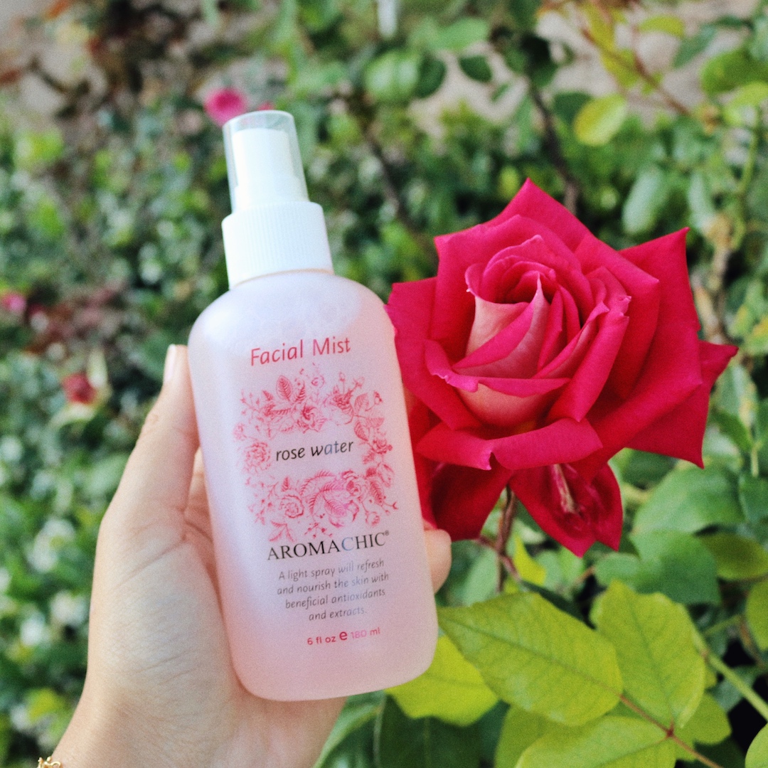 SpaDeSoleil's tweet photo. Rose Water has anti-inflammatory properties that can help reduce the redness of irritated skin, get rid of acne, dermatitis &amp; eczema, and much more. This magical facial spray would be perfect for your customers who want the best in skincare. 🌹💦 https://t.co/uKRff0j4Gy
