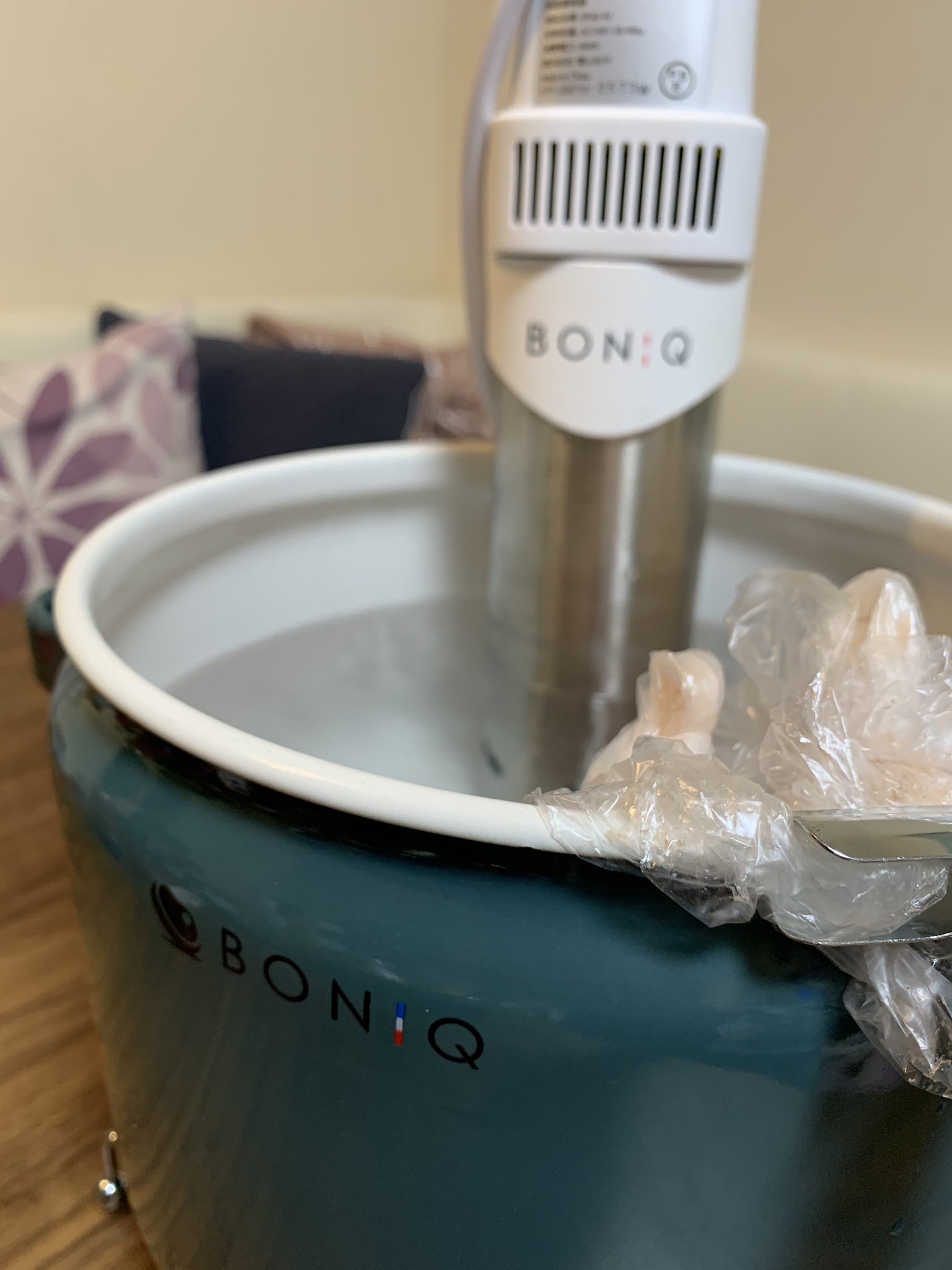 Kaoru まじっすか見たとき低温調理器でハンバーグ 作ったことない 作りたい と思って今日作りました 柔らかふわふわハンバーグ美味しいです シューイチ 中丸雄一 ボニーク Boniq Kaoru まじっすか見たとき低温調理器でハンバーグ 作ったことない 作りたい と思って今日作りました 柔らかふわふわハンバーグ美味しいです シューイチ 中丸雄一 ボニーク Boniq