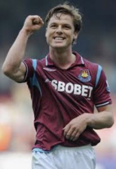 Happy Birthday Scott Parker
Always gave 100% and fought for the badge 