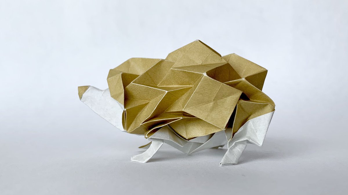 Kenken 正方形一枚からハリネズミ折りました 自分の作品ながらまじかわいいっす Hedgehog Origami ハリネズミ 折り紙作品