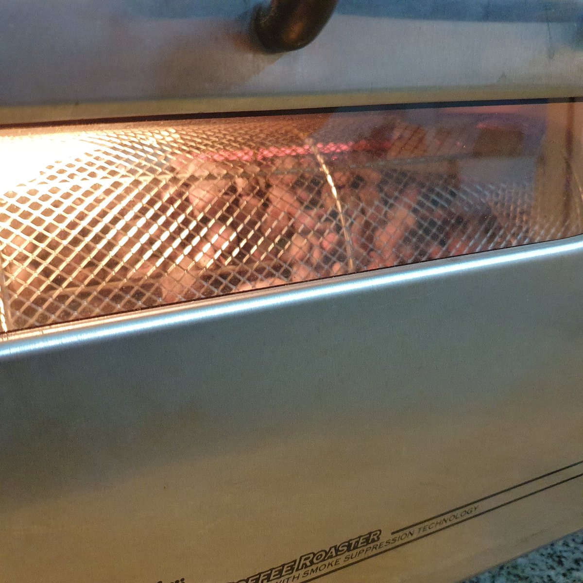 The weather is cooling down in Bangkok. Perfect roasting weather.
#cacaoroasting #thaicacao #chocolatemaker #roaster