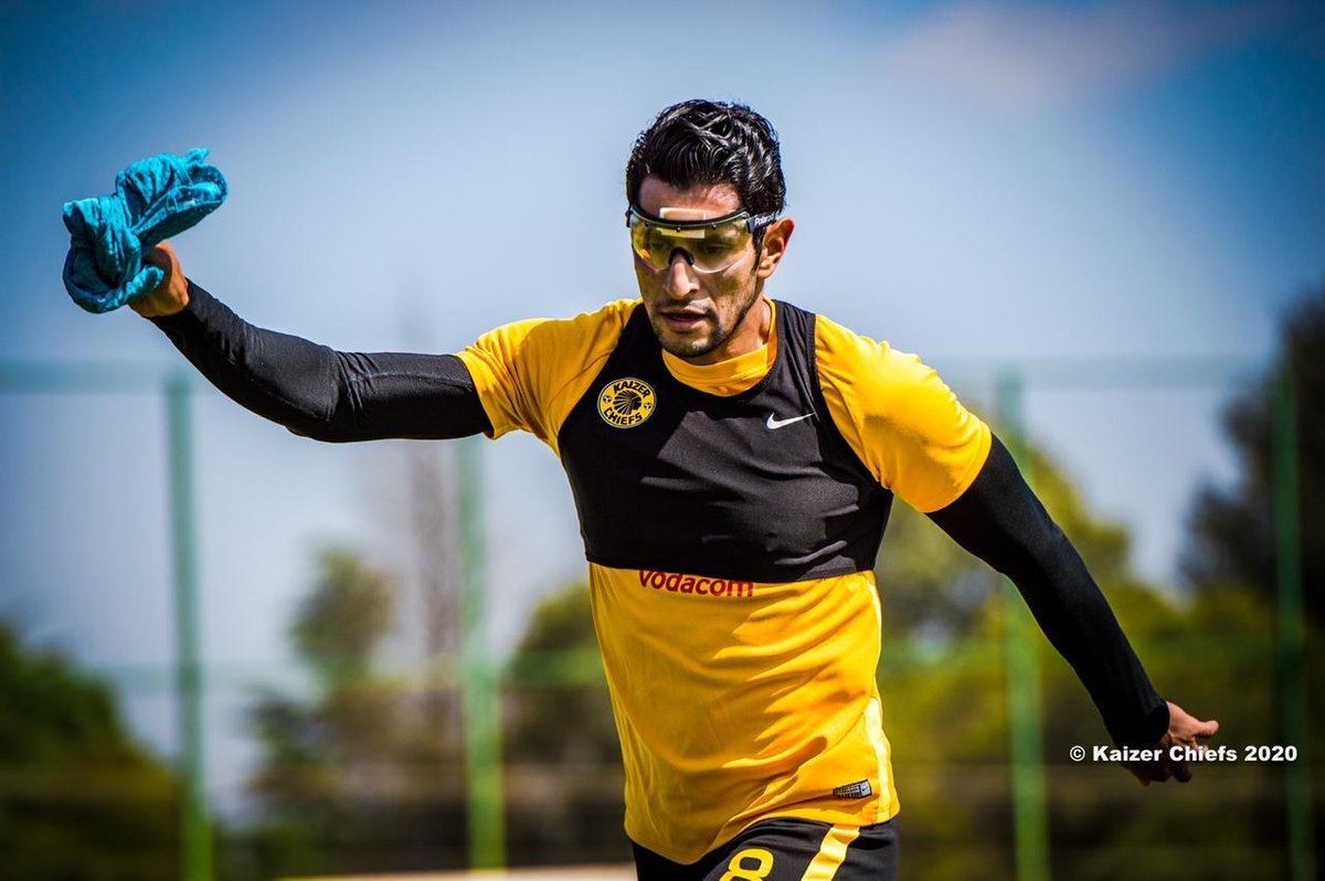 KaizerChiefs's tweet photo. Morning training session #Amakhosi4Life https://t.co/JZ0DeRlenq