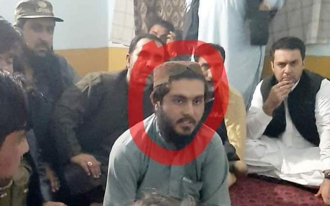 Aimalpsf's tweet photo. قلعہ عبداللہ !کچھ دن پہلے بے گناہ معصوم بچے انعام اللہ کو بے دردی سے شہید کرنے والا قاتل گرفتار ۔
#JusticeForInam https://t.co/J3i7f0Hdyl