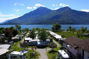 ComerSeeSpecial's tweet photo. Dongo – ein lebhaftes Städtchen am Westufer vom Comer See. See more: https://t.co/APIvf5ySTL
#Comersee #lagodicomo #Italien #Lombardia #Urlaub #camping https://t.co/4mF76t09KD