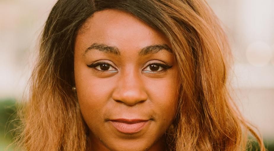 ace_national's tweet image. "My job is less about making young people ready for the world, and more about making the world ready for us!"

This #BlackHistoryMonth, we speak to Euella Jackson about @RisingArtAgency's work to amplify under-represented voices 👀 buff.ly/30KjVt6